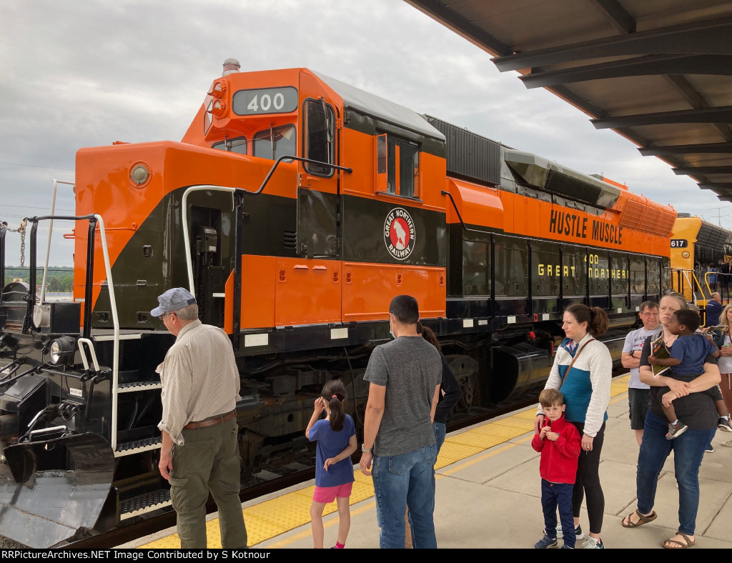 Great Northern SD45 Hustle Muscle St Paul depot days 2022.